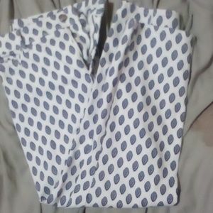 The so slimming girlfriend crop by Chico's size 1